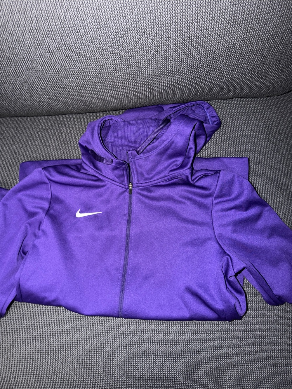 Nike Women's Purple Hooded Full-Zip Training Jacket - Picture 4 of 4